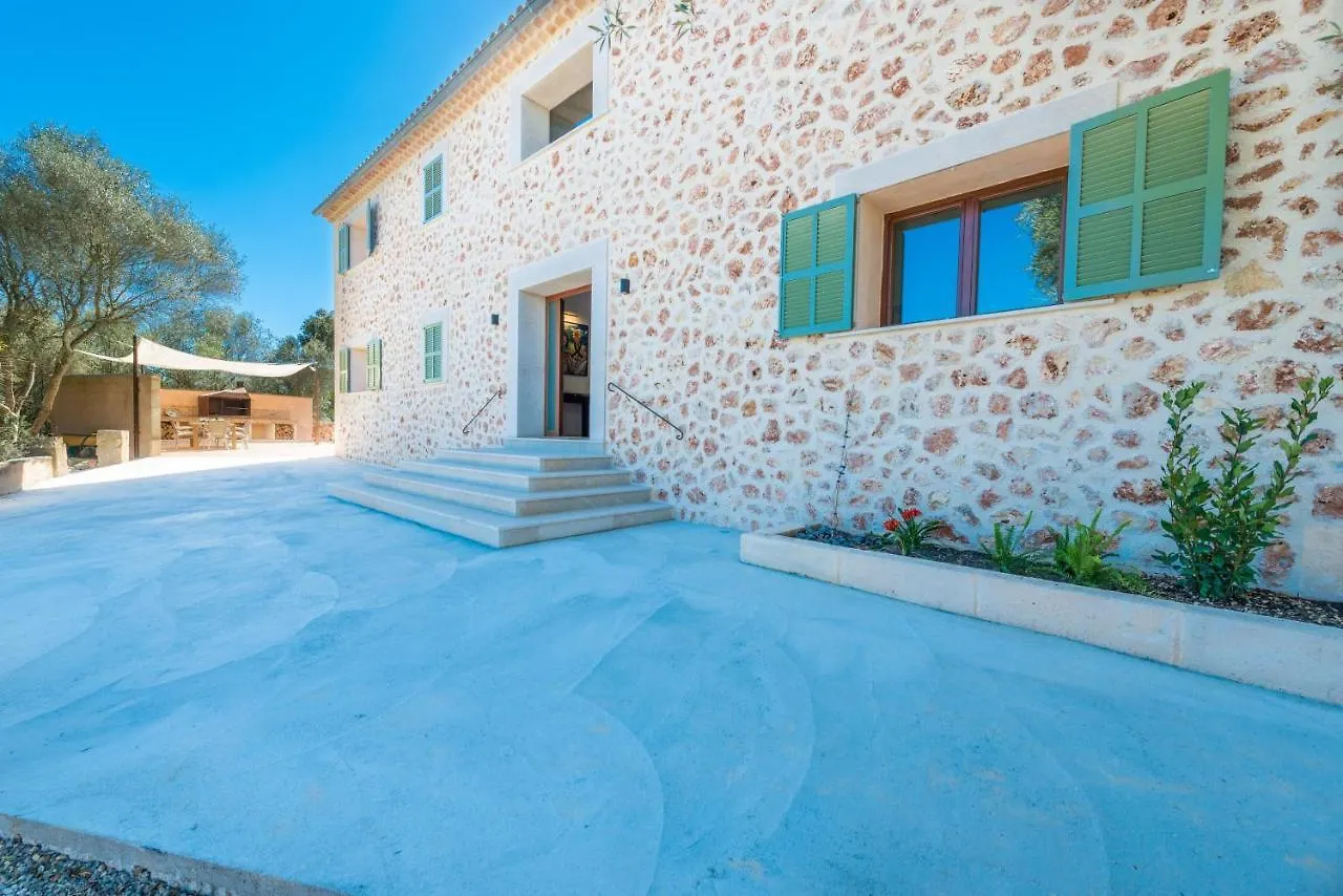 Can Madis Costitx  Villa